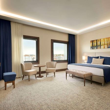 รามาดา บาย วินด์แฮม ยาโลวา Hotel ภายนอก รูปภาพ