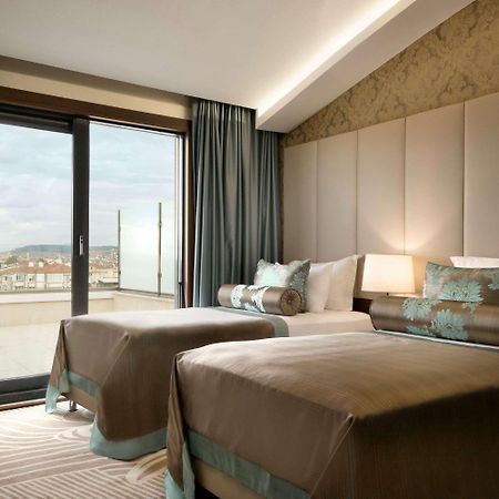 รามาดา บาย วินด์แฮม ยาโลวา Hotel ภายนอก รูปภาพ
